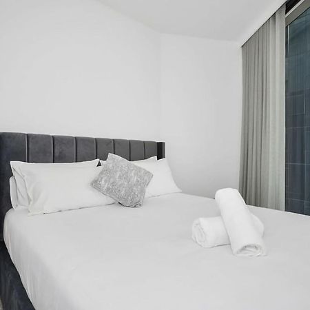 57Th At West Side Place Melbourne Bagian luar foto